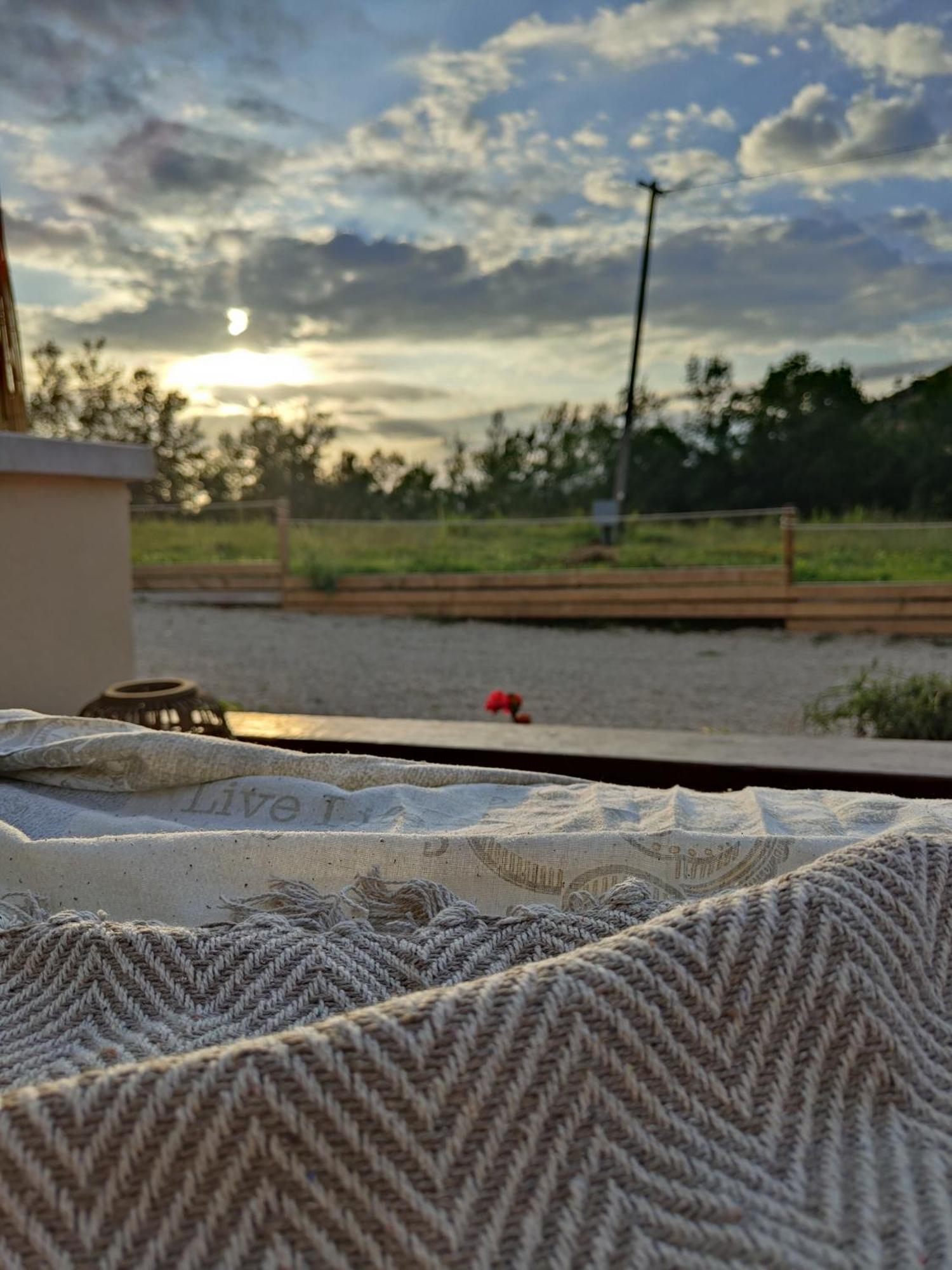 Bed and Breakfast Casale Dei Ricordi Arce Exterior foto