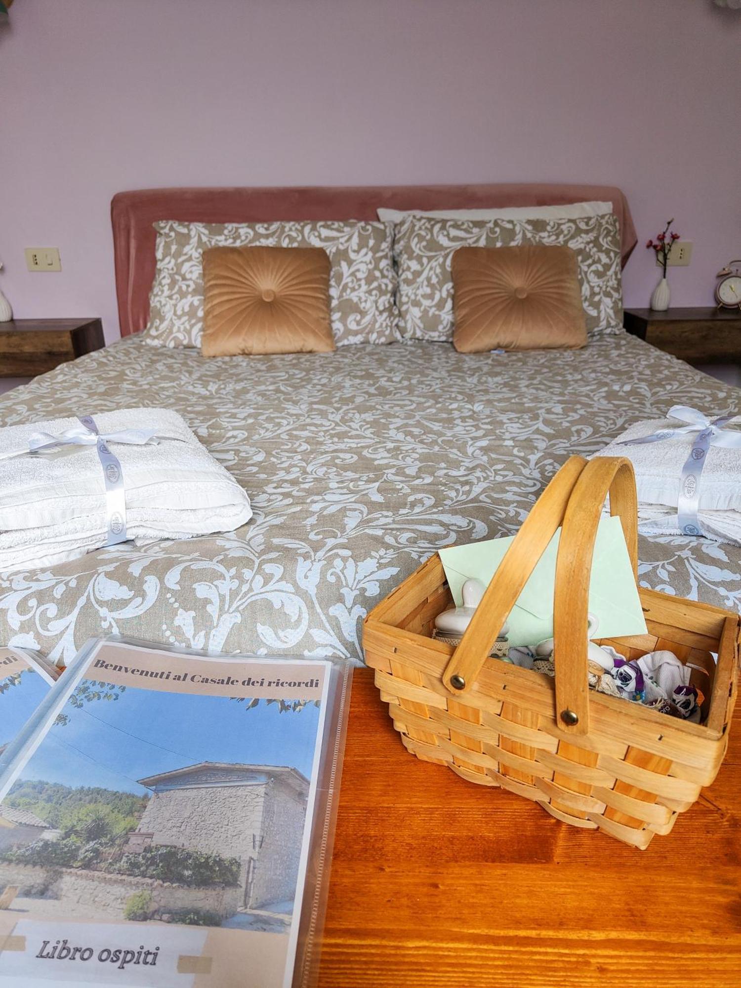 Bed and Breakfast Casale Dei Ricordi Arce Exterior foto
